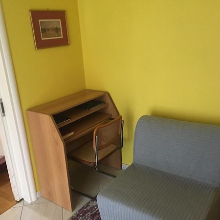 Second Floor Best Stay Афіни Екстер'єр фото