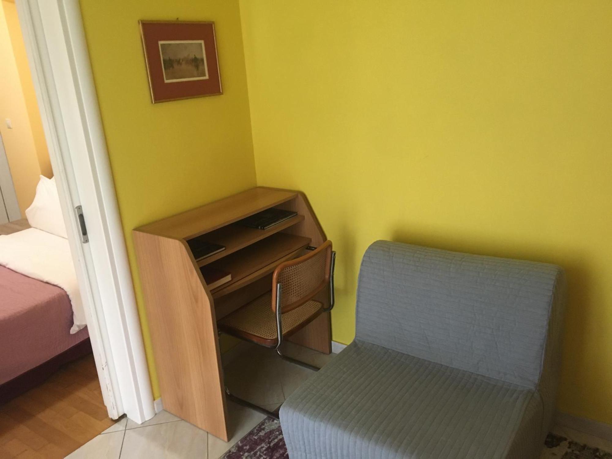 Second Floor Best Stay Афіни Екстер'єр фото